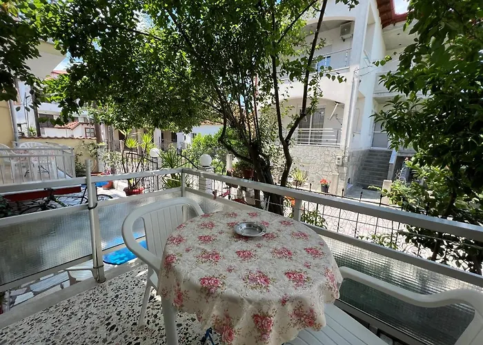 Eleni - Town Apartmanhotel Liménasz