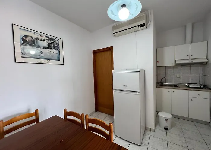 Apartahotel Eleni - Town Limenas (Thasos)