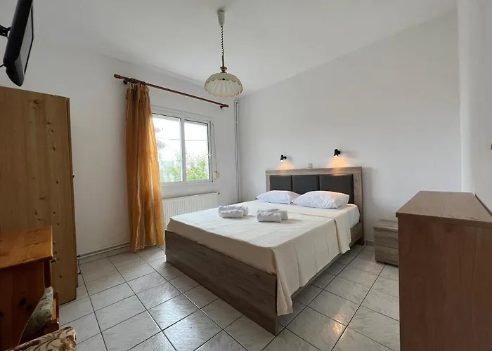 Apartahotel Eleni - Town *