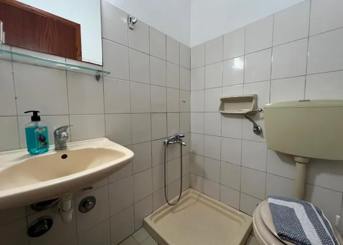 Eleni - Town Apartahotel